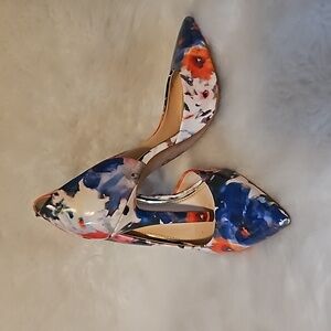 Jessica Simpson Floral Pumps